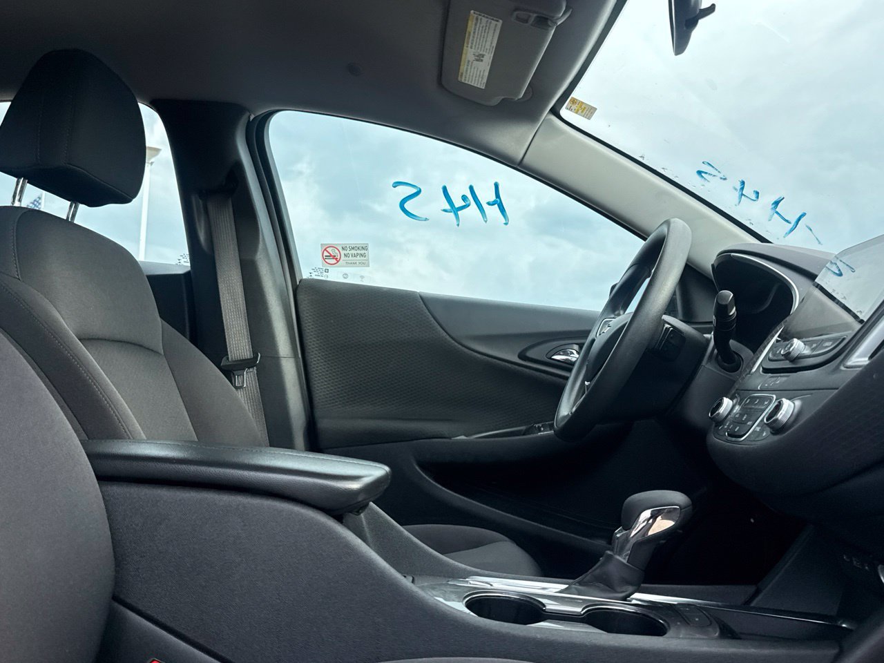 Used 2025 Chevrolet Malibu LT FWD image 30