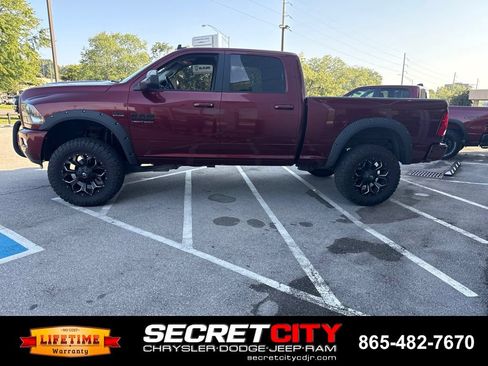 Used 2017 RAM 2500 Big Horn w/ Sport Appearance Group AWD/4WD image 4