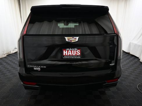 Used 2023 Cadillac Escalade ESV Sport Platinum image 40