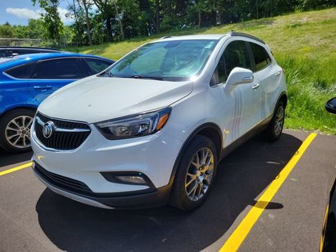Used 2019 Buick Encore Sport Touring w/ Safety Package AWD/4WD image 5