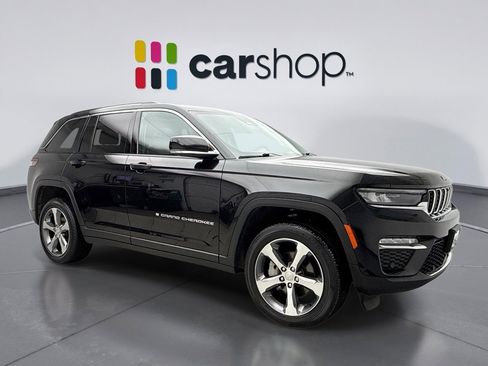 Used 2023 Jeep Grand Cherokee Limited w/ Luxury Tech Group II image 7