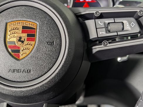 New 2026 Porsche Macan AWD/4WD image 38