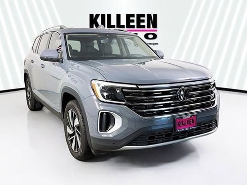Used 2025 Volkswagen Atlas SEL image 1