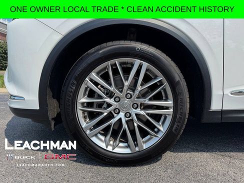 Used 2023 Acura MDX SH-AWD w/ Advance Package image 3