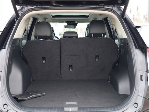 Used 2025 Kia Sportage SX image 25