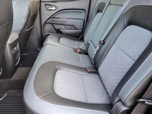 Used 2015 Chevrolet Colorado Z71 image 7