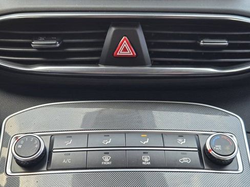 Certified 2023 Hyundai Santa Fe SE image 18