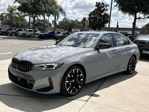 Used 2026 BMW 330i Sedan w/ M Sport Package RWD image 7