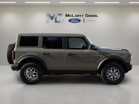 Used 2025 Ford Bronco Badlands AWD/4WD image 6