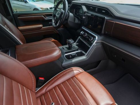 Used 2025 GMC Sierra 1500 Denali Ultimate AWD/4WD image 32