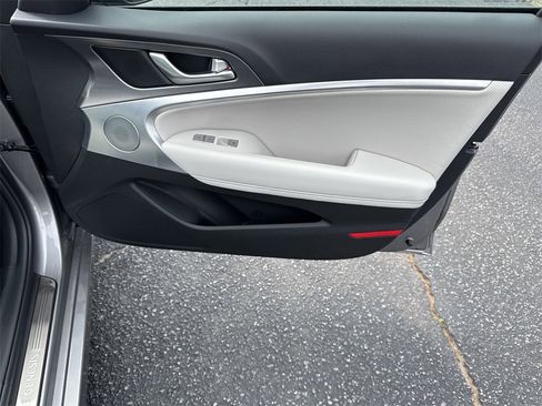 New 2025 Genesis G70 2.5T w/ Sport Prestige Package image 17