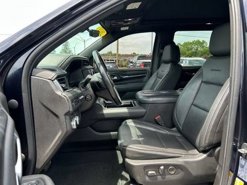 Used 2021 GMC Yukon Denali w/ Denali Premium Package AWD/4WD image 36
