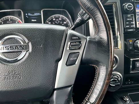 Used 2018 Nissan Titan Platinum Reserve image 13