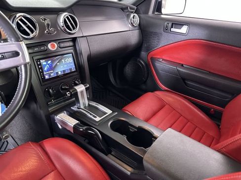 Used 2006 Ford Mustang GT Premium image 36