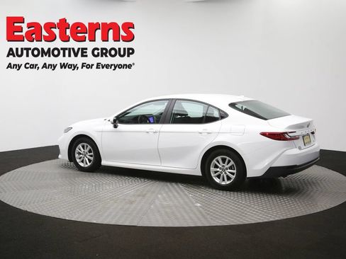 Used 2025 Toyota Camry LE FWD image 62