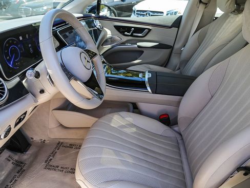 Used 2022 Mercedes-Benz EQS 450+ Sedan image 17