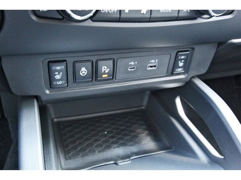 New 2026 Nissan Frontier SV image 19