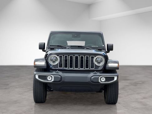 Used 2024 Jeep Wrangler Unlimited Sahara AWD/4WD image 10