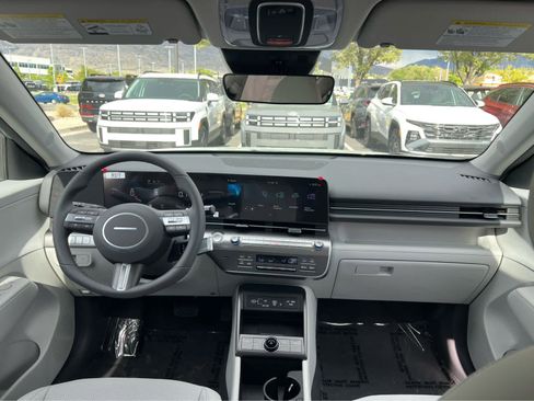 New 2026 Hyundai Kona SEL Premium image 24