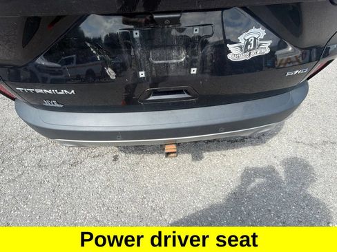Used 2022 Ford Escape Titanium w/ Titanium Elite Package AWD/4WD image 10