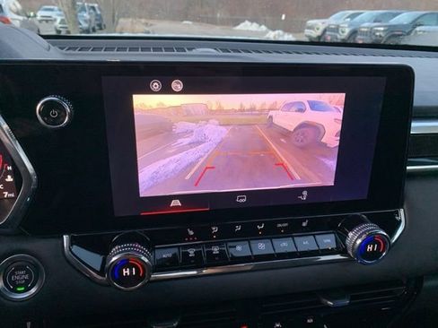 New 2025 GMC Canyon Elevation w/ Convenience Package image 23