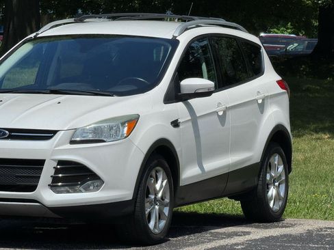 Used 2015 Ford Escape Titanium AWD/4WD image 18