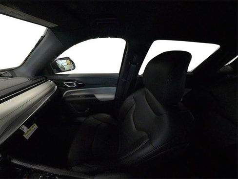 New 2026 Jeep Compass Limited image 36