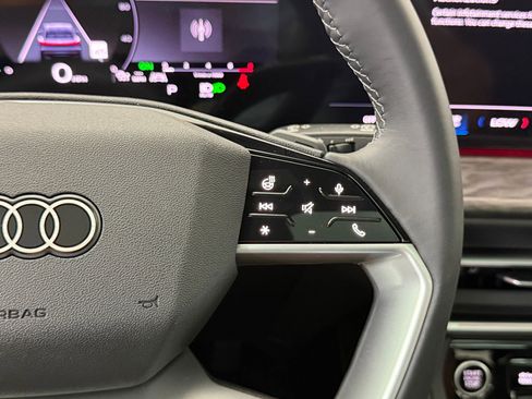 New 2025 Audi Q5 Premium Plus image 27