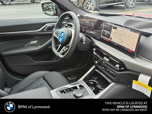 New 2026 BMW 430i xDrive w/ M Sport Package AWD/4WD image 10