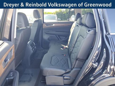 New 2026 Volkswagen Atlas SE image 13