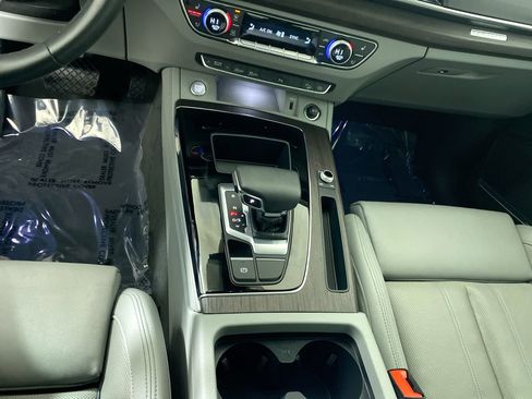 Certified 2023 Audi Q5 2.0T Premium Plus w/ Premium Plus Package image 23