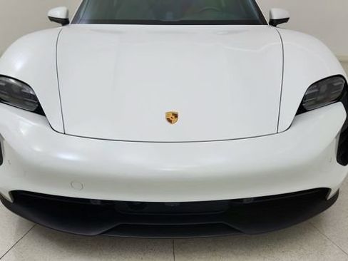 Used 2023 Porsche Taycan 4S AWD/4WD image 8