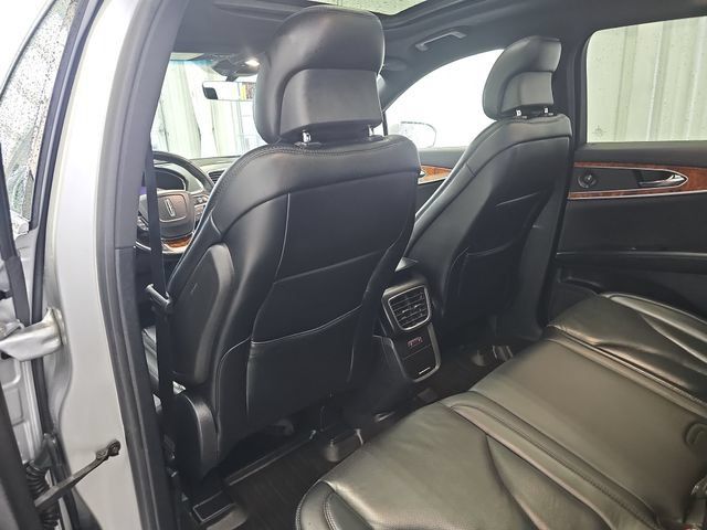 Used 2019 Lincoln Nautilus Reserve AWD/4WD image 35