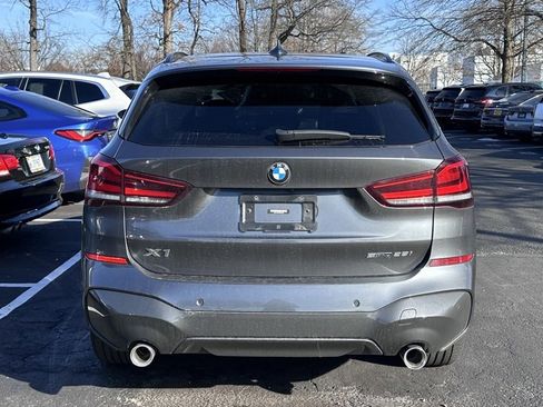 Used 2022 BMW X1 sDrive28i w/ M Sport Package image 9