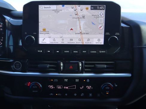 Used 2022 Nissan Pathfinder SL image 14