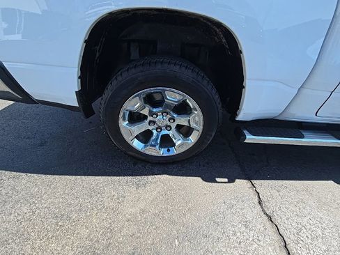 Used 2019 RAM 1500 Big Horn AWD/4WD image 12