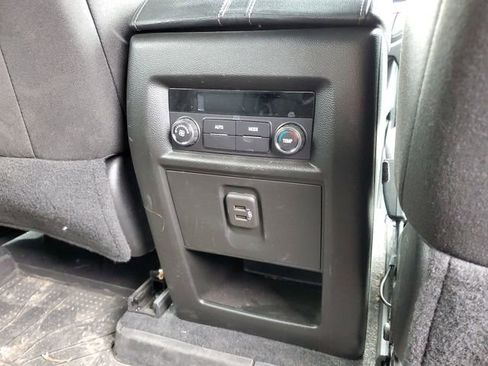 Certified 2023 Chevrolet Traverse LT FWD image 20