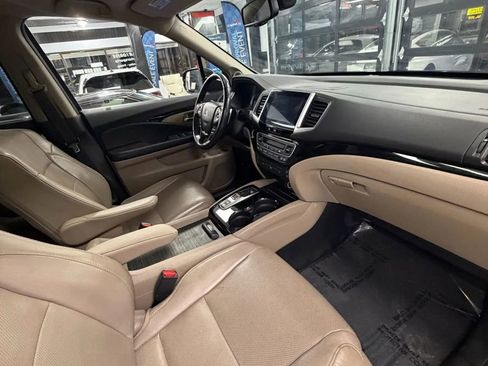 Used 2016 Honda Pilot Elite image 9