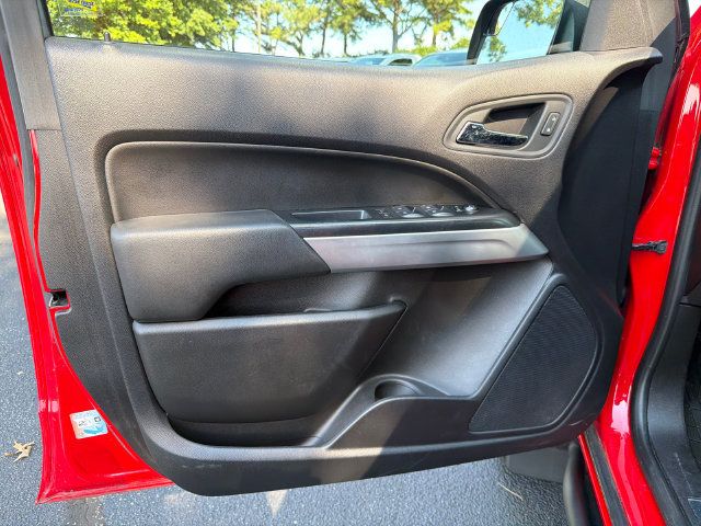 Used 2018 Chevrolet Colorado ZR2 AWD/4WD image 10