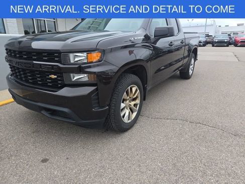 Used 2019 Chevrolet Silverado 1500 Custom w/ Custom Convenience Package AWD/4WD image 13