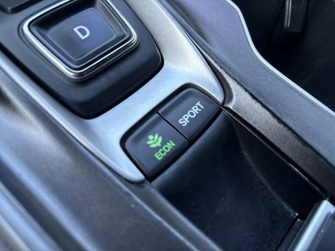 Used 2019 Honda Accord Sport image 25