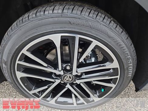 New 2026 Toyota Camry XLE image 25