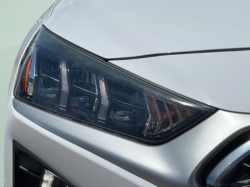 Certified 2021 Hyundai Ioniq Limited FWD image 27