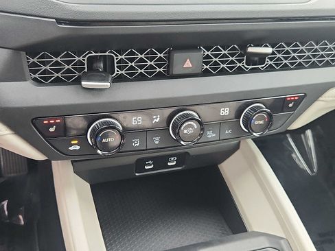 Certified 2023 Honda Accord EX image 15
