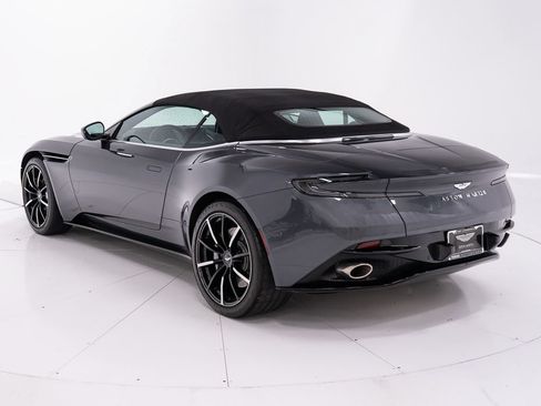 Used 2023 Aston Martin DB11 Volante RWD image 12