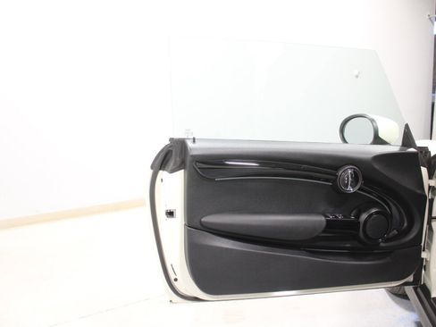 Certified 2022 MINI Cooper S w/ Driver Assistance Package image 21