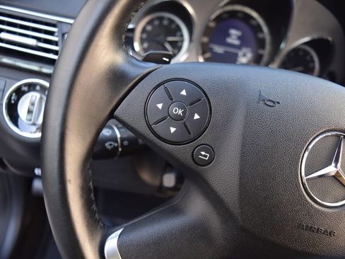 Used 2010 Mercedes-Benz E 350 4MATIC Sedan image 65