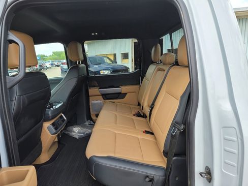 Used 2021 Ford F150 Lariat w/ Equipment Group 502A High image 13