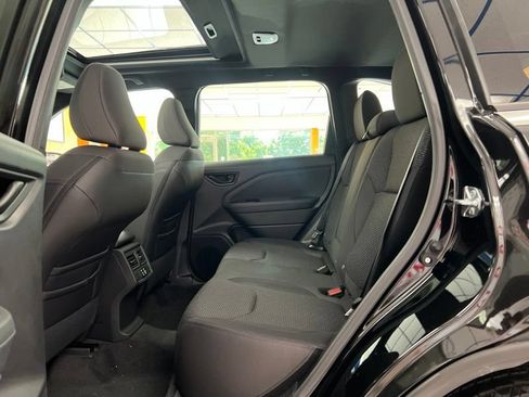 New 2026 Subaru Forester Premium AWD/4WD image 19
