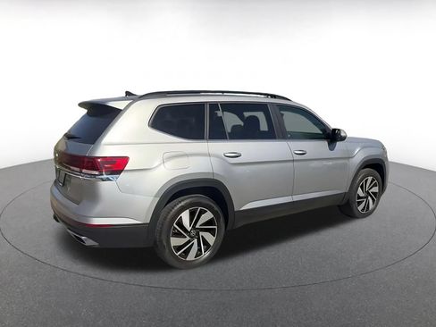 Used 2026 Volkswagen Atlas SE FWD image 13